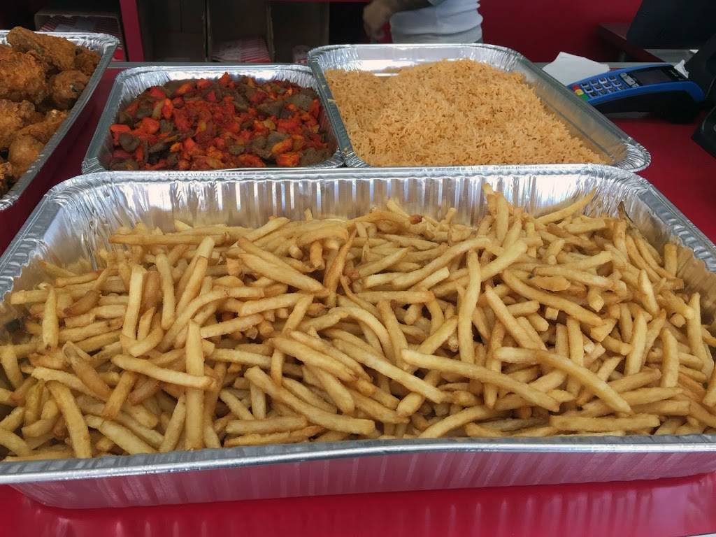 Crown Fried Chicken | restaurant | 18803 Jamaica Ave, Hollis, NY 11423, USA | 7184134707 OR +1 718-413-4707