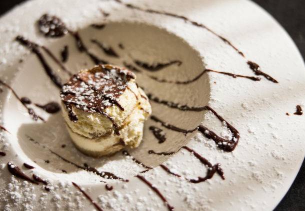 Hive Living Room + Bar | restaurant | 80 W Red Oak Ln, West Harrison, NY 10604, USA | 9146945400 OR +1 914-694-5400