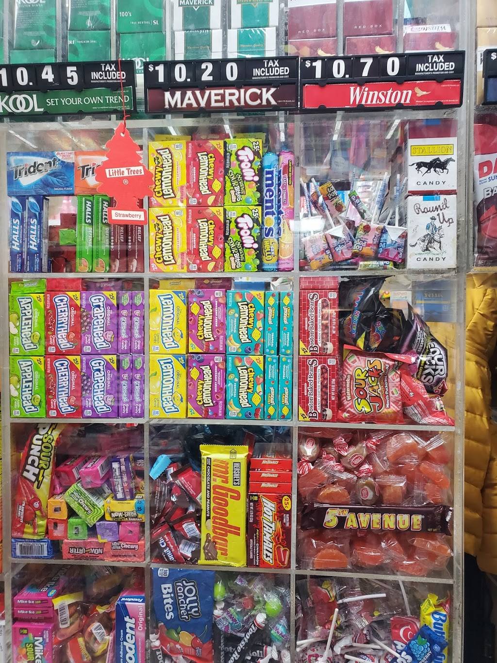 Rodriguez Grocery | cafe | 2601 N 33rd St, Philadelphia, PA 19132, USA | 2152256240 OR +1 215-225-6240