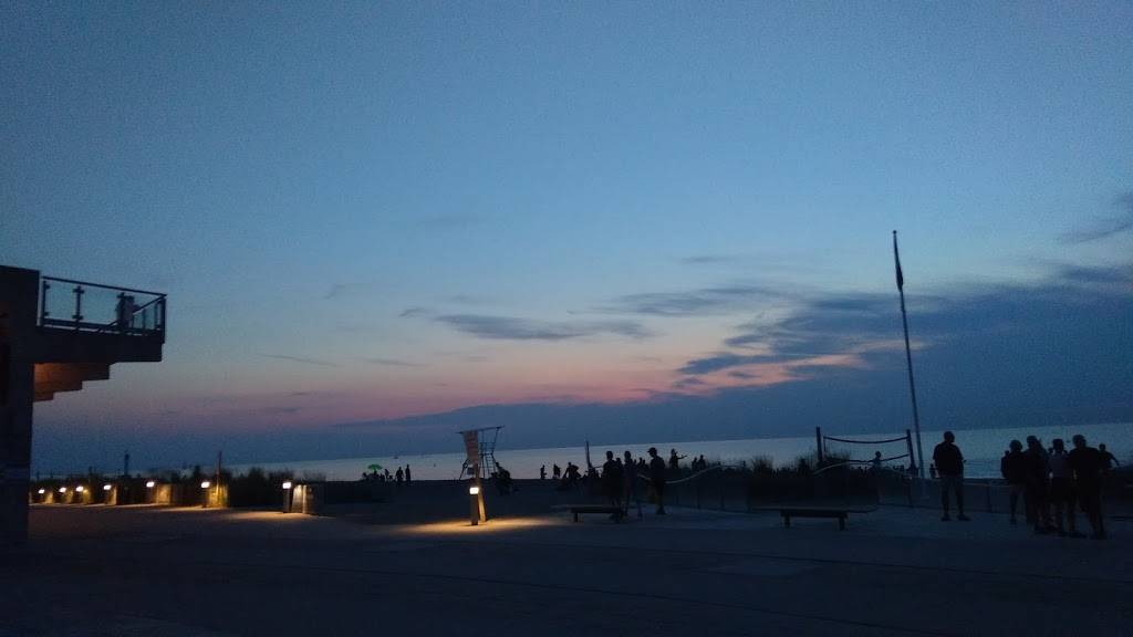 The Dairy Dip and Pizza Place | restaurant | 76 Main St W, Grand Bend, ON N0M 1T0, Canada | 5192387492 OR +1 519-238-7492