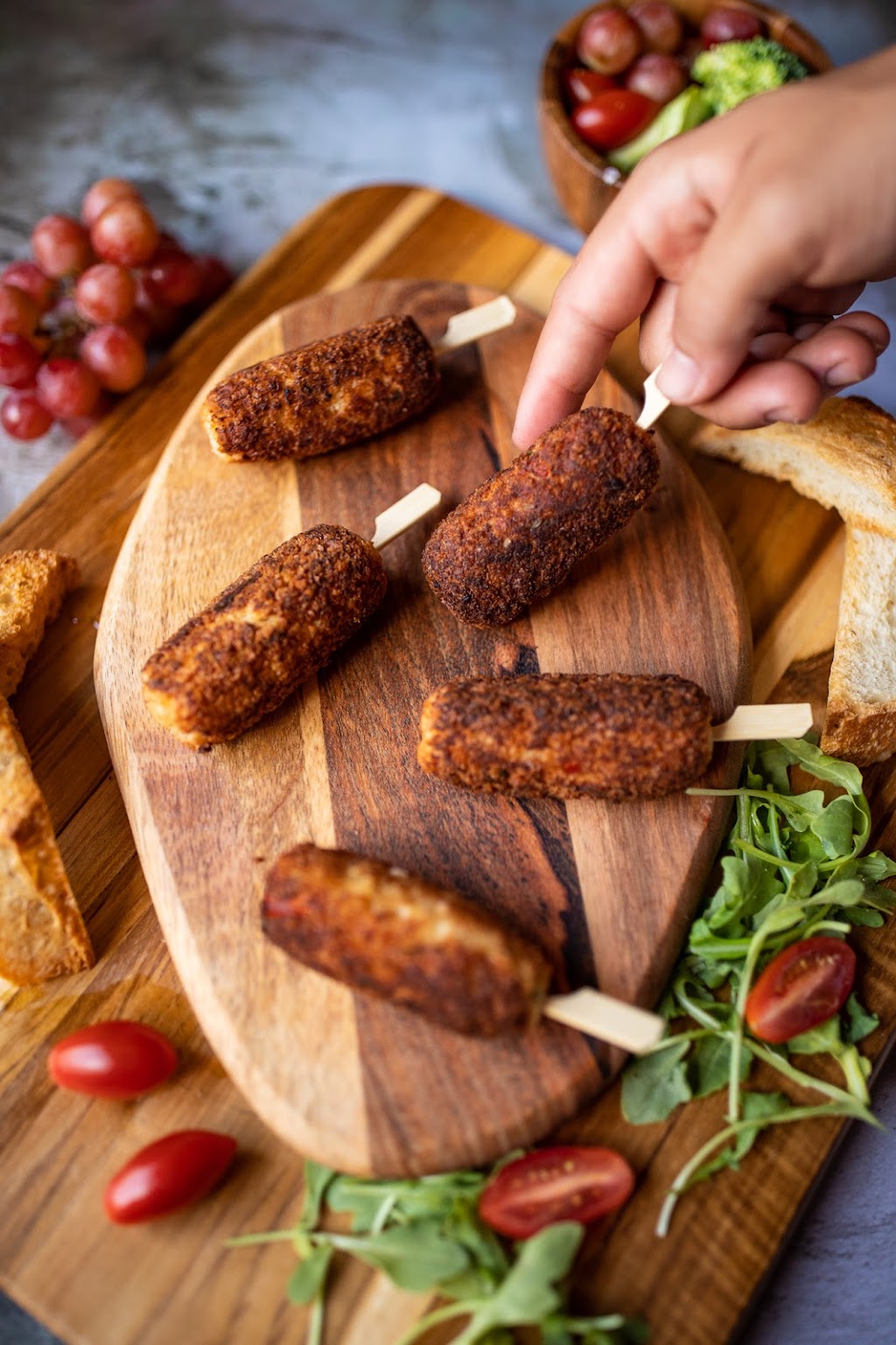 Cheese to Share | restaurant | 3801 Avalon Park E Blvd Ste.150, Orlando, FL 32828, USA | 4072763234 OR +1 407-276-3234