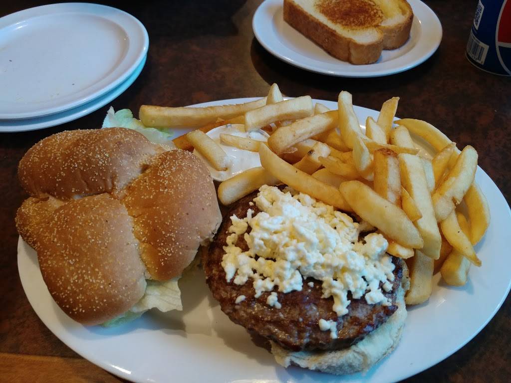 Four Star Grille - Restaurant in Port Huron and Marysville | restaurant | 1835 Gratiot Blvd, Marysville, MI 48040, USA | 8103646950 OR +1 810-364-6950