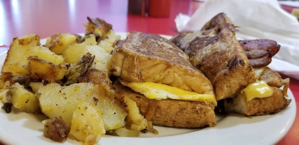 Breakfast at Shellys | restaurant | 740 E Warrington Ave, Pittsburgh, PA 15210, USA | 4122456785 OR +1 412-245-6785