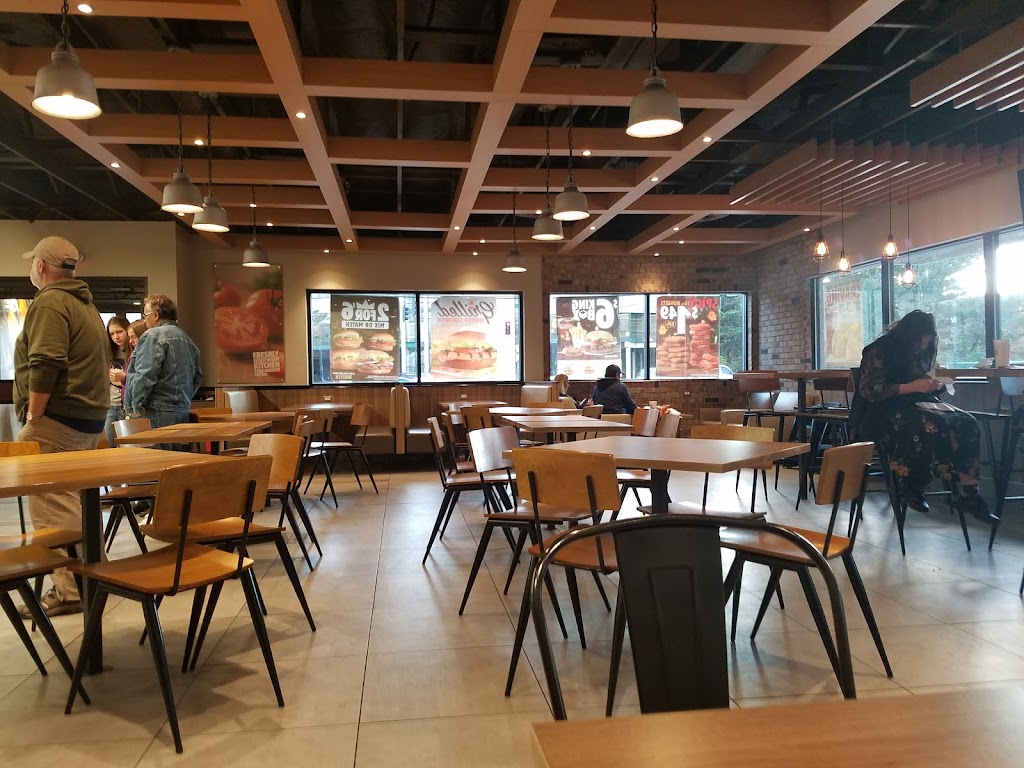 Burger King | restaurant | 710 SE Hwy 101, Lincoln City, OR 97367, USA | 5419964500 OR +1 541-996-4500