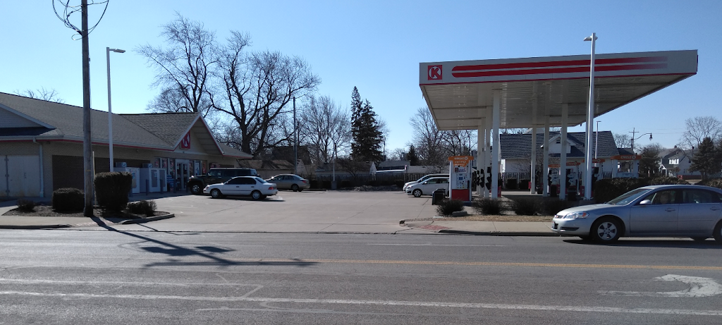 Circle K | meal takeaway | 401 S Wheeling St, Oregon, OH 43616, USA | 4196934784 OR +1 419-693-4784