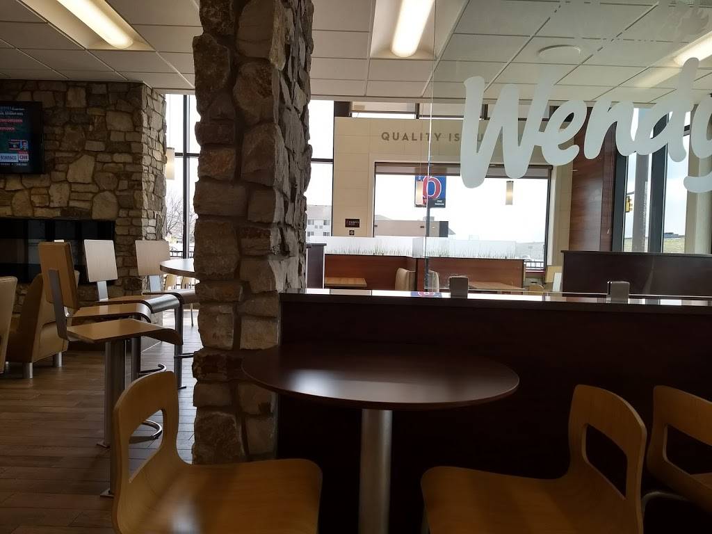 Wendys | restaurant | 11 1st St, Fort Lupton, CO 80621, USA | 3035023021 OR +1 303-502-3021
