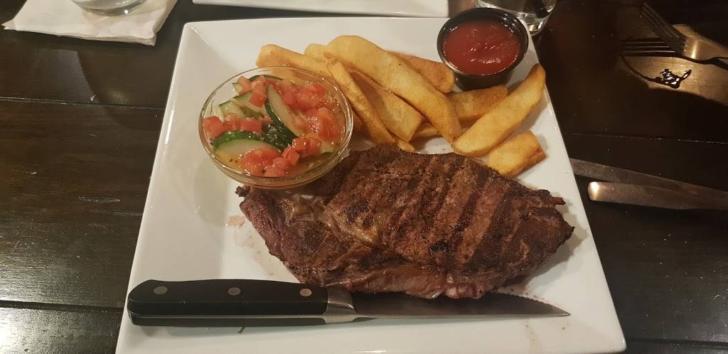 Craftsman Chop Co | restaurant | 6905 Sears Dr, Portage, MI 49024, USA | 2693272000 OR +1 269-327-2000