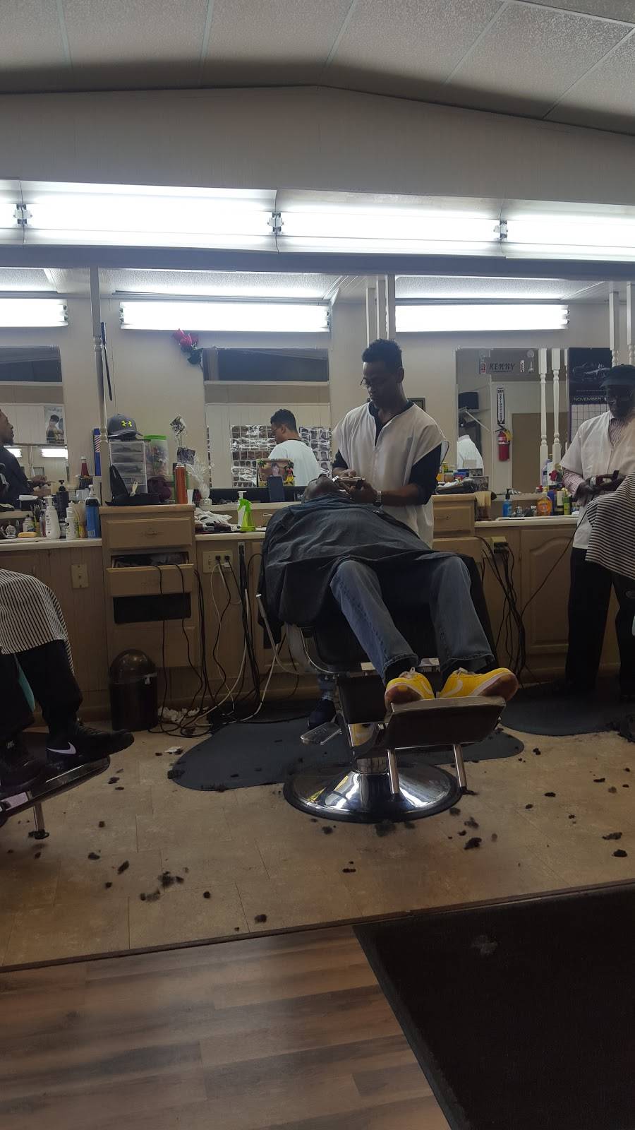 D & C Pizza | restaurant | 3716 N Sherman Dr # 4, Indianapolis, IN 46218, USA | 3175463435 OR +1 317-546-3435