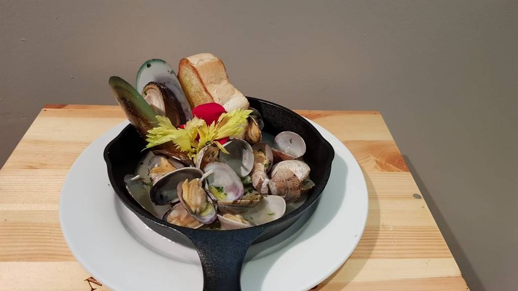 Vino Bistro | restaurant | 6266 1, 2, Sunset Blvd, Los Angeles, CA 90028, USA | 3239430267 OR +1 323-943-0267