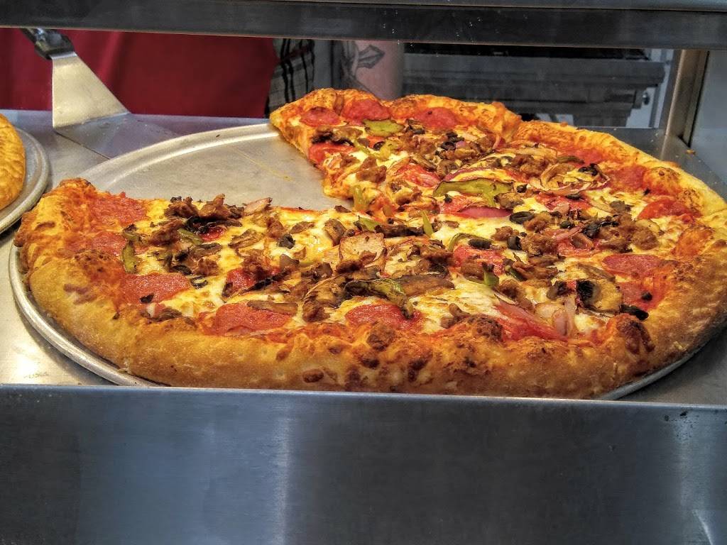 Costco Food Court | meal takeaway | 700 Evergreen Dr, Glen Mills, PA 19342, USA | 6103872205 OR +1 610-387-2205