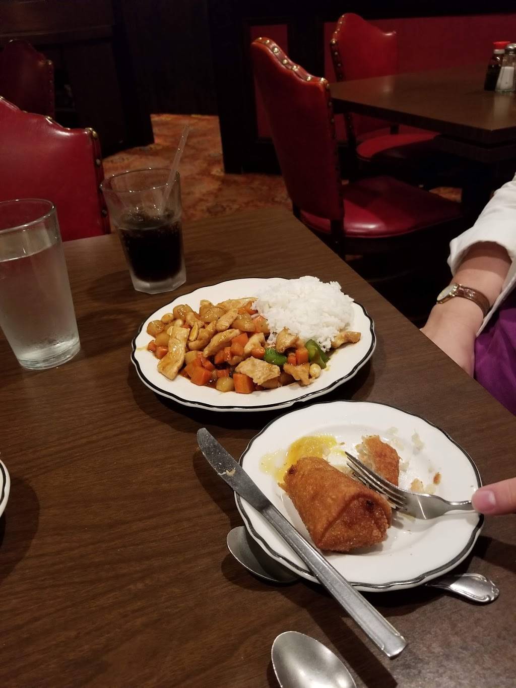 Huis Cantonese American Cuisine | restaurant | 8820 W North Ave, Wauwatosa, WI 53226, USA | 4144755150 OR +1 414-475-5150