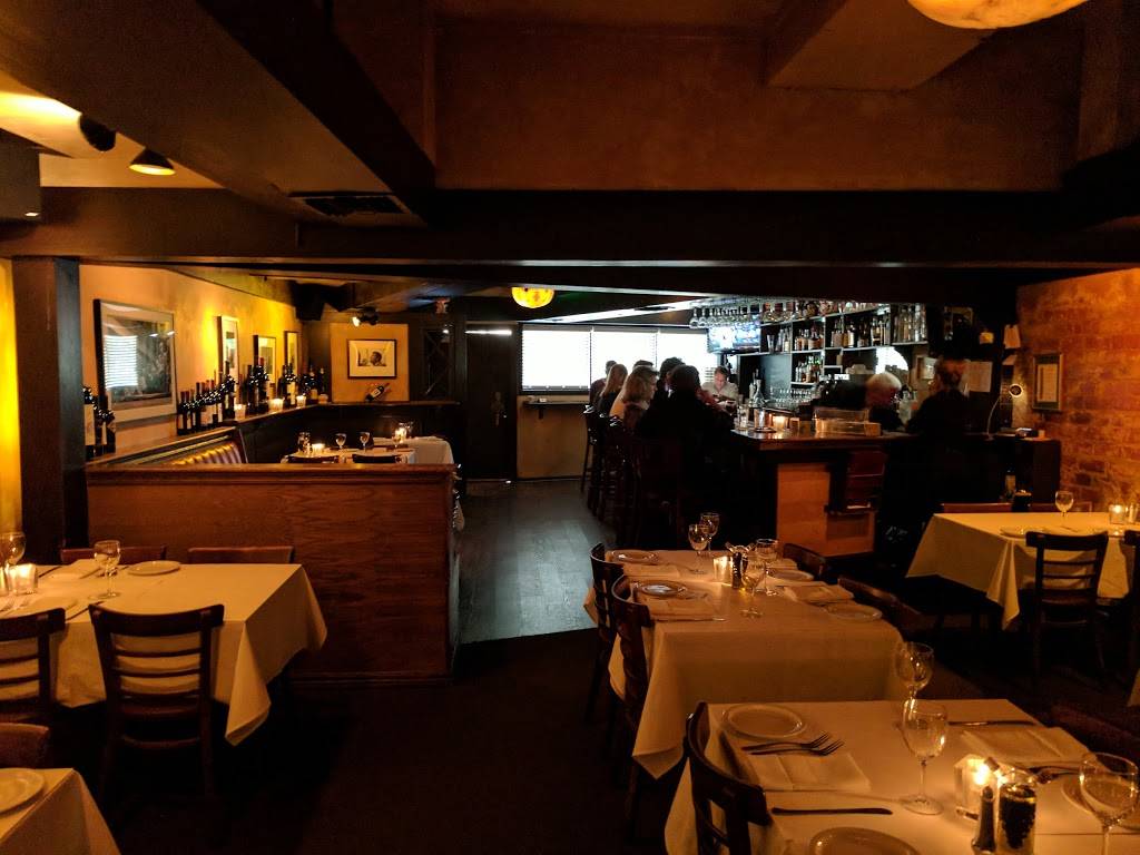 Carmines Restaurant & Bar | restaurant | 10463 Santa Monica Blvd, Los Angeles, CA 90025, USA | 3104414706 OR +1 310-441-4706