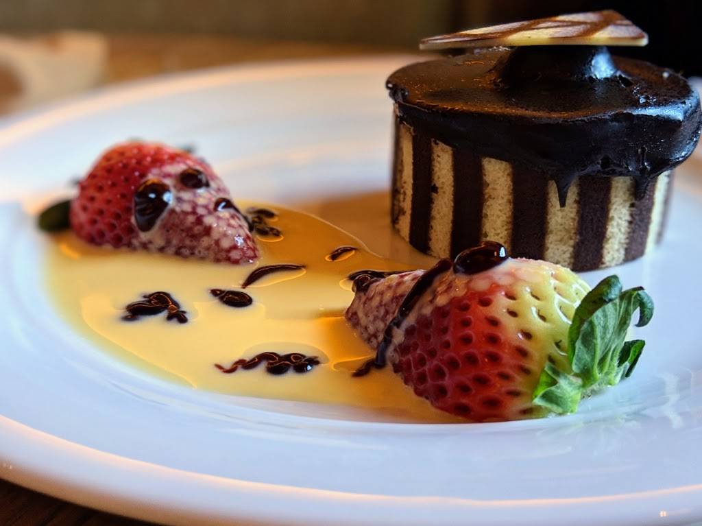 Delphine | restaurant | 6250 Hollywood Blvd, Los Angeles, CA 90028, USA | 3237981355 OR +1 323-798-1355