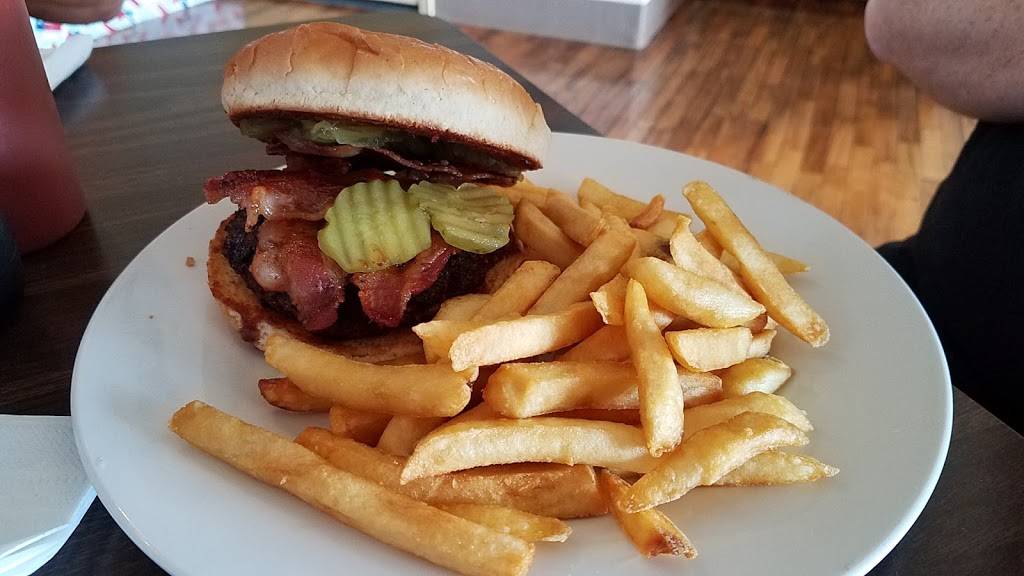 Grill Daddys | restaurant | 308 E Avenue D, Copperas Cove, TX 76522, USA | 2545775228 OR +1 254-577-5228