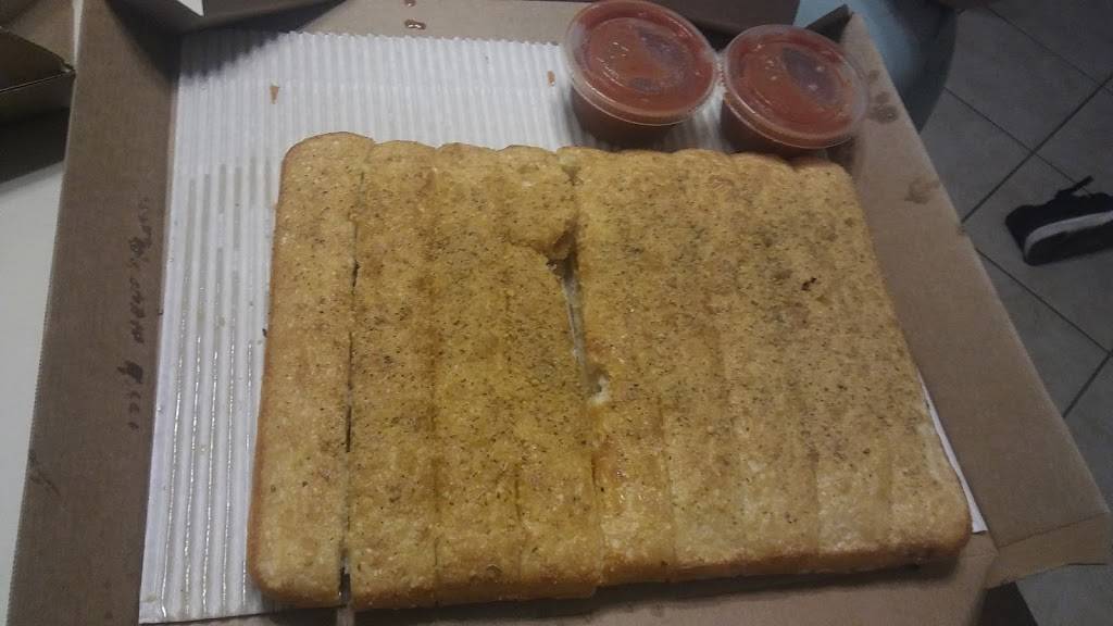 Pizza Hut | restaurant | 5233 S Central Ave Ste 9, Phoenix, AZ 85040, USA | 6022688912 OR +1 602-268-8912