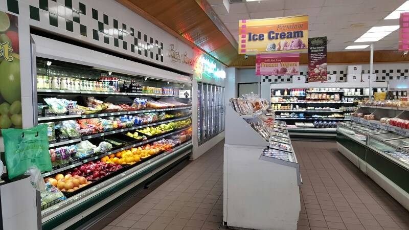 Braums Ice Cream & Burger Restaurant | restaurant | 400 E Robinson St, Norman, OK 73071, USA | 4053213431 OR +1 405-321-3431