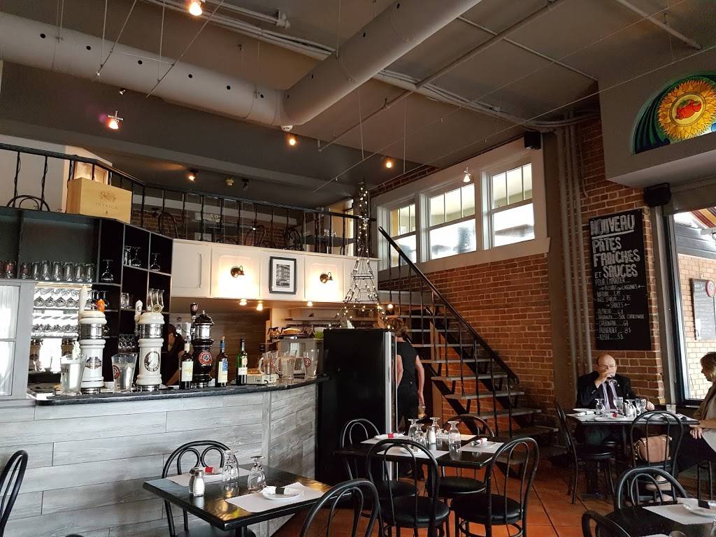 Restaurant La Pointe à Bernard | restaurant | 692 4e rue de la Pointe, Shawinigan, QC G9N 1G8, Canada | 8195375553 OR +1 819-537-5553