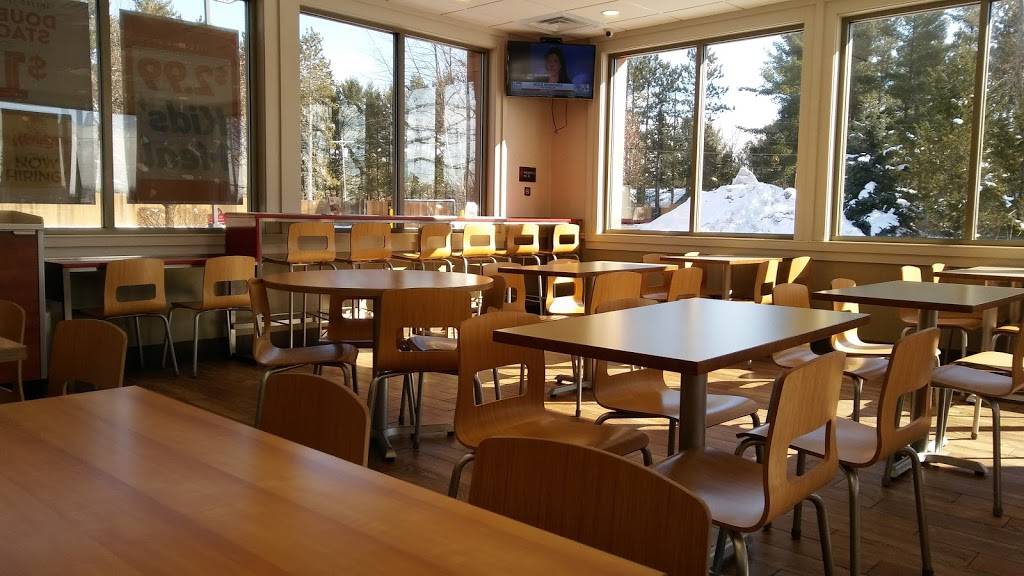 Wendys | restaurant | 9556 US-31, Interlochen, MI 49643, USA | 2317742510 OR +1 231-774-2510
