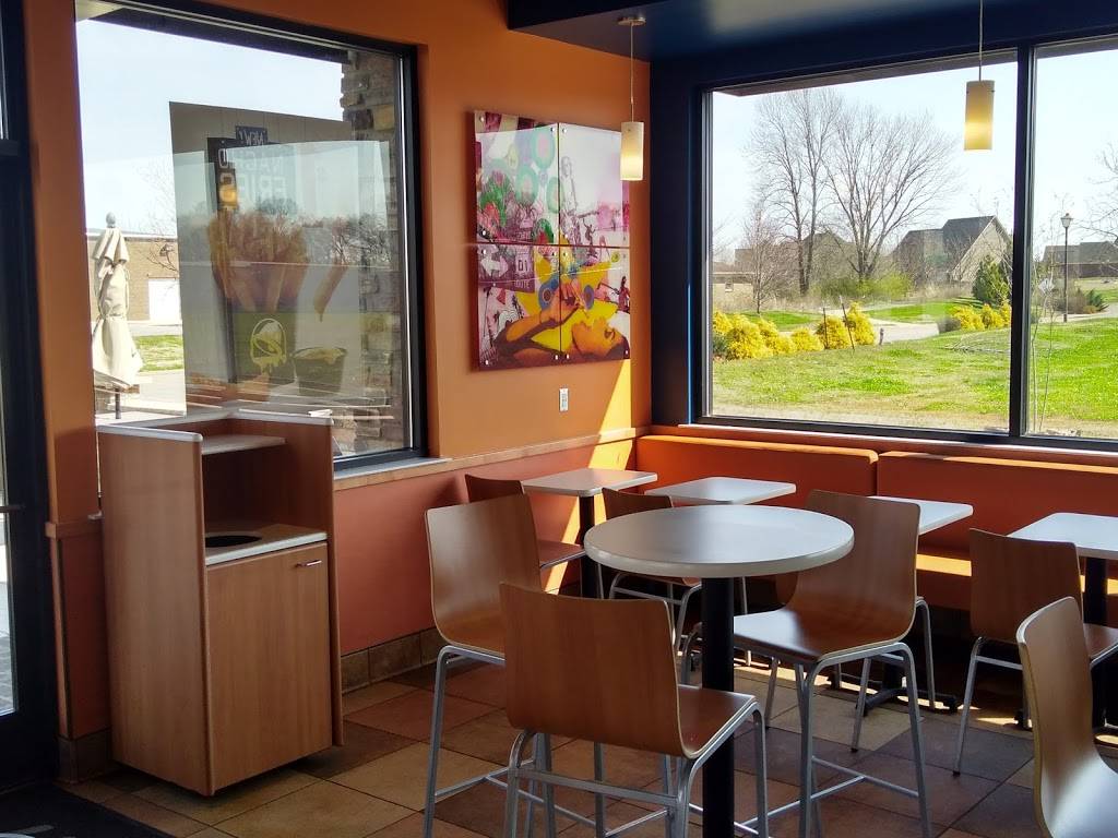 Taco Bell | meal takeaway | 14650 US-231, Hazel Green, AL 35750, USA | 2568282777 OR +1 256-828-2777