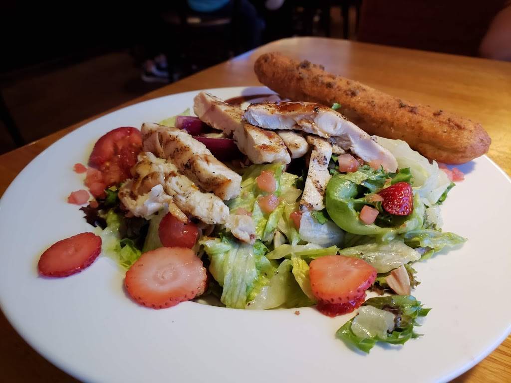 Applebees Grill + Bar | restaurant | 4331 Credit Union Dr, Anchorage, AK 99503, USA | 9072227753 OR +1 907-222-7753