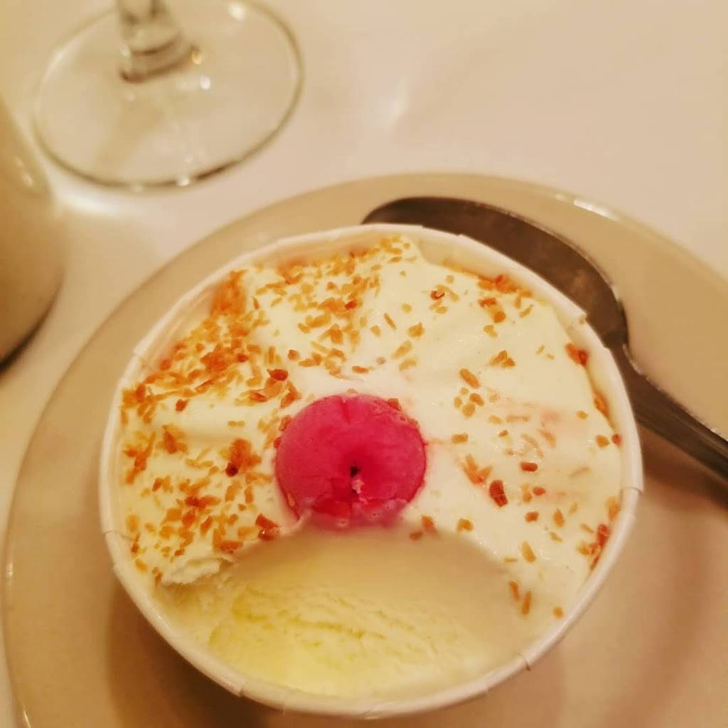 La Sorrentina | restaurant | 6524 11th Ave, Brooklyn, NY 11219, USA | 7188364322 OR +1 718-836-4322