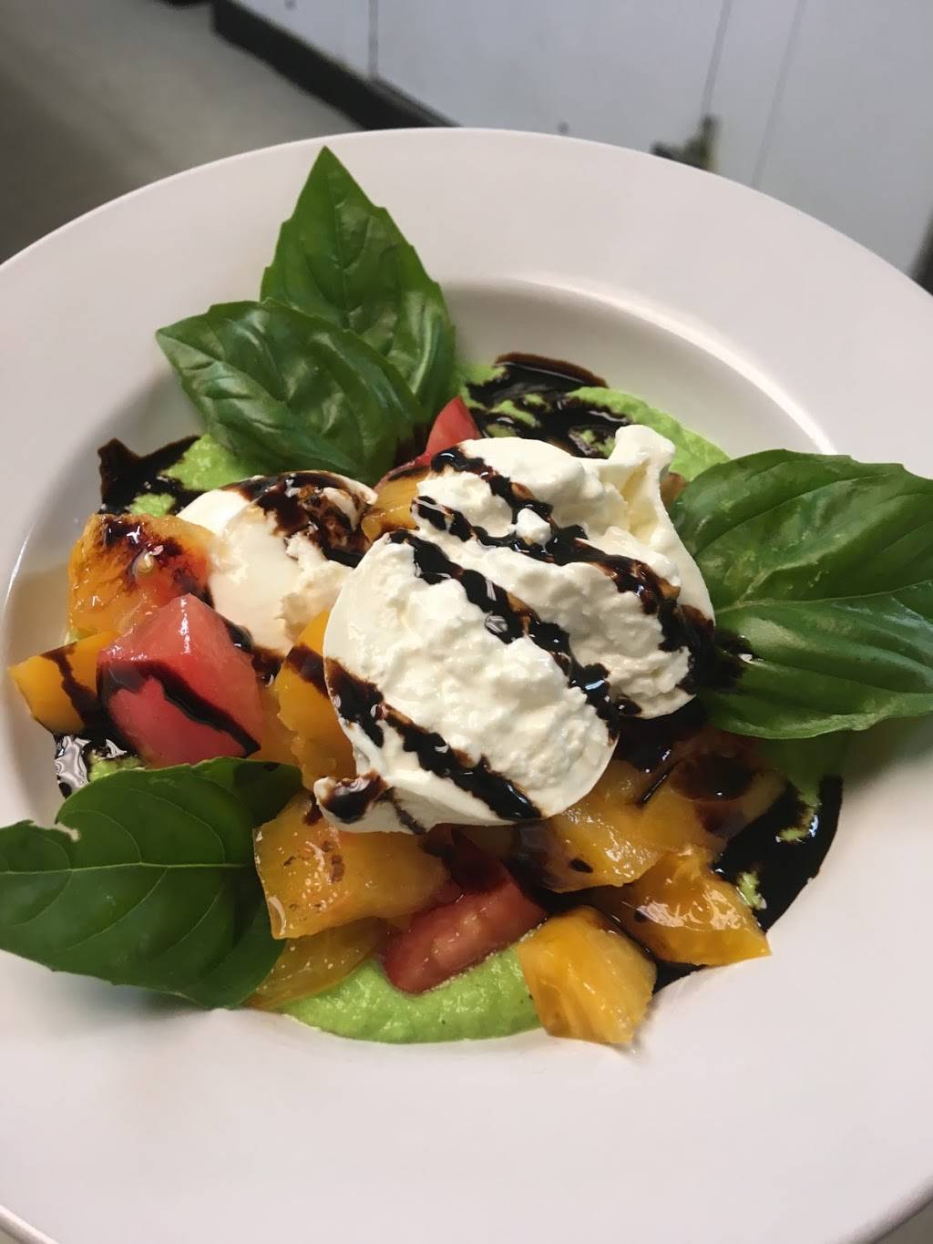 French Quarter New Orleans, Charlevoix | meal delivery | 100 Michigan Ave, Charlevoix, MI 49720, USA | 2314373993 OR +1 231-437-3993