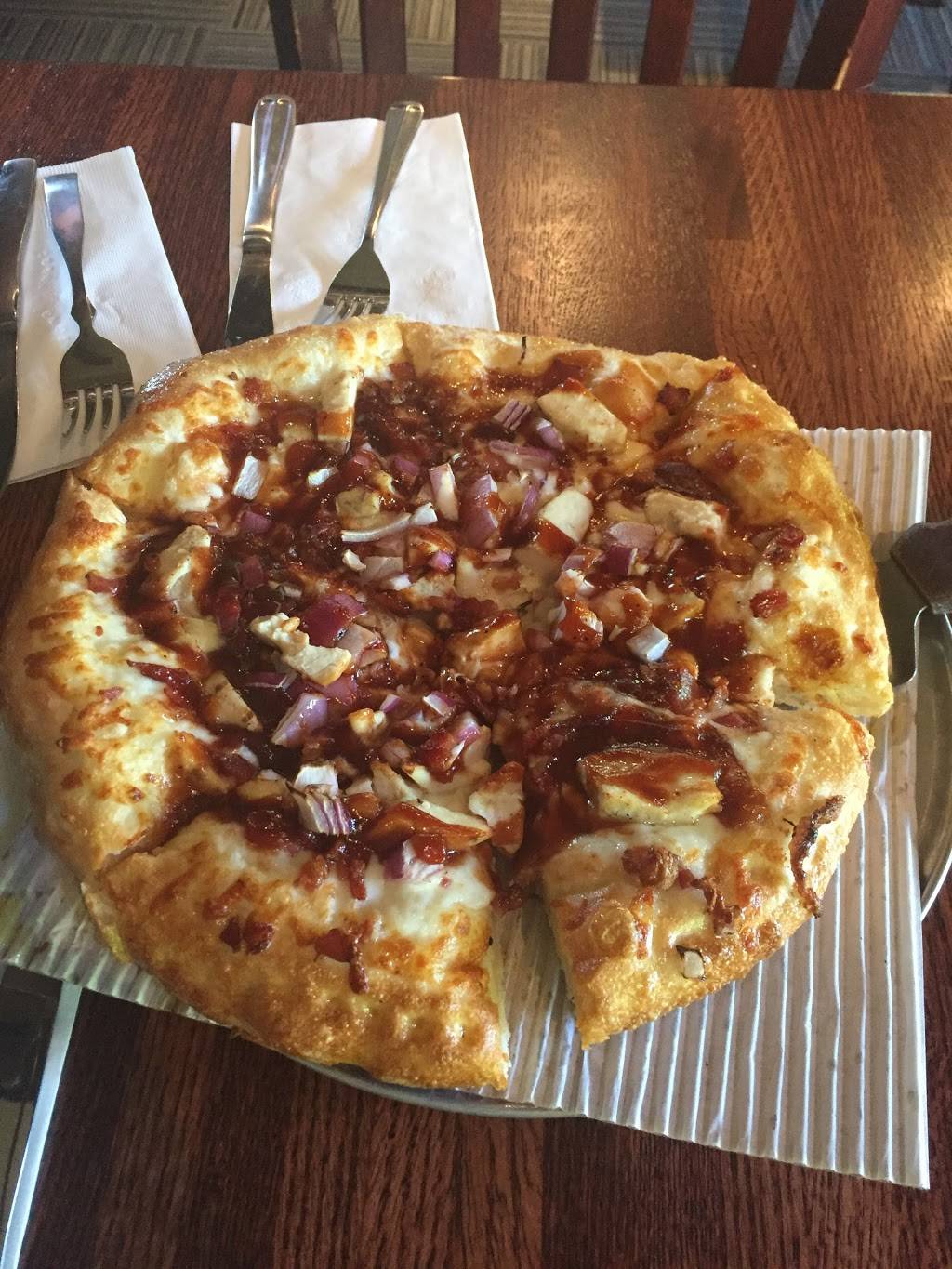 Joanies Pizzeria of Long Grove | meal delivery | 235 Robert Parker Coffin Rd, Long Grove, IL 60047, USA | 8474152220 OR +1 847-415-2220