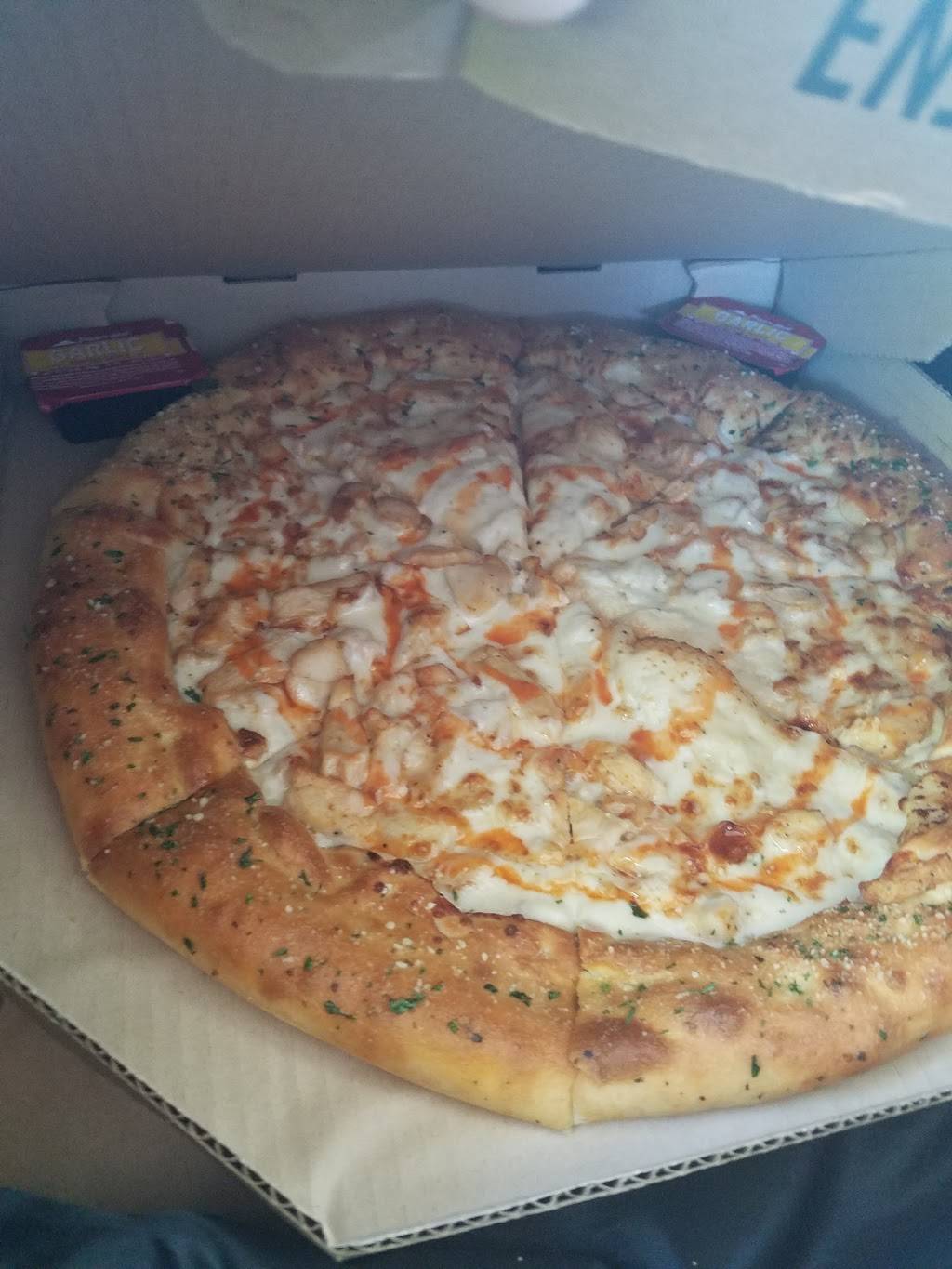 Pizza Hut | meal delivery | 2411 S, Rte 291, Independence, MO 64057, USA | 8163507725 OR +1 816-350-7725