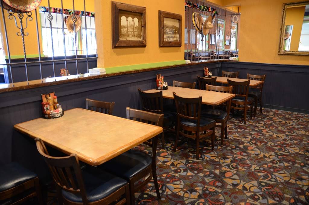 Casa Las Glorias | restaurant | 2245 Blairs Ferry Rd NE, Cedar Rapids, IA 52402, USA | 3192942101 OR +1 319-294-2101