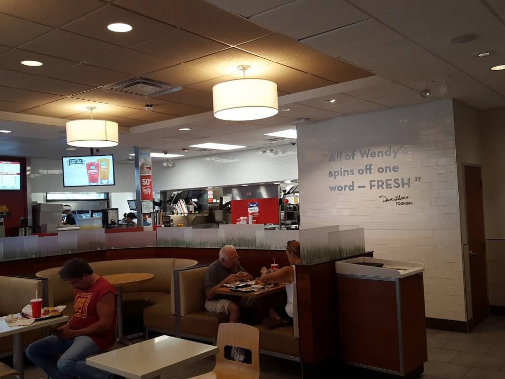 Wendys | restaurant | 750 E Lake Rd S, Palm Harbor, FL 34685, USA | 7277864415 OR +1 727-786-4415