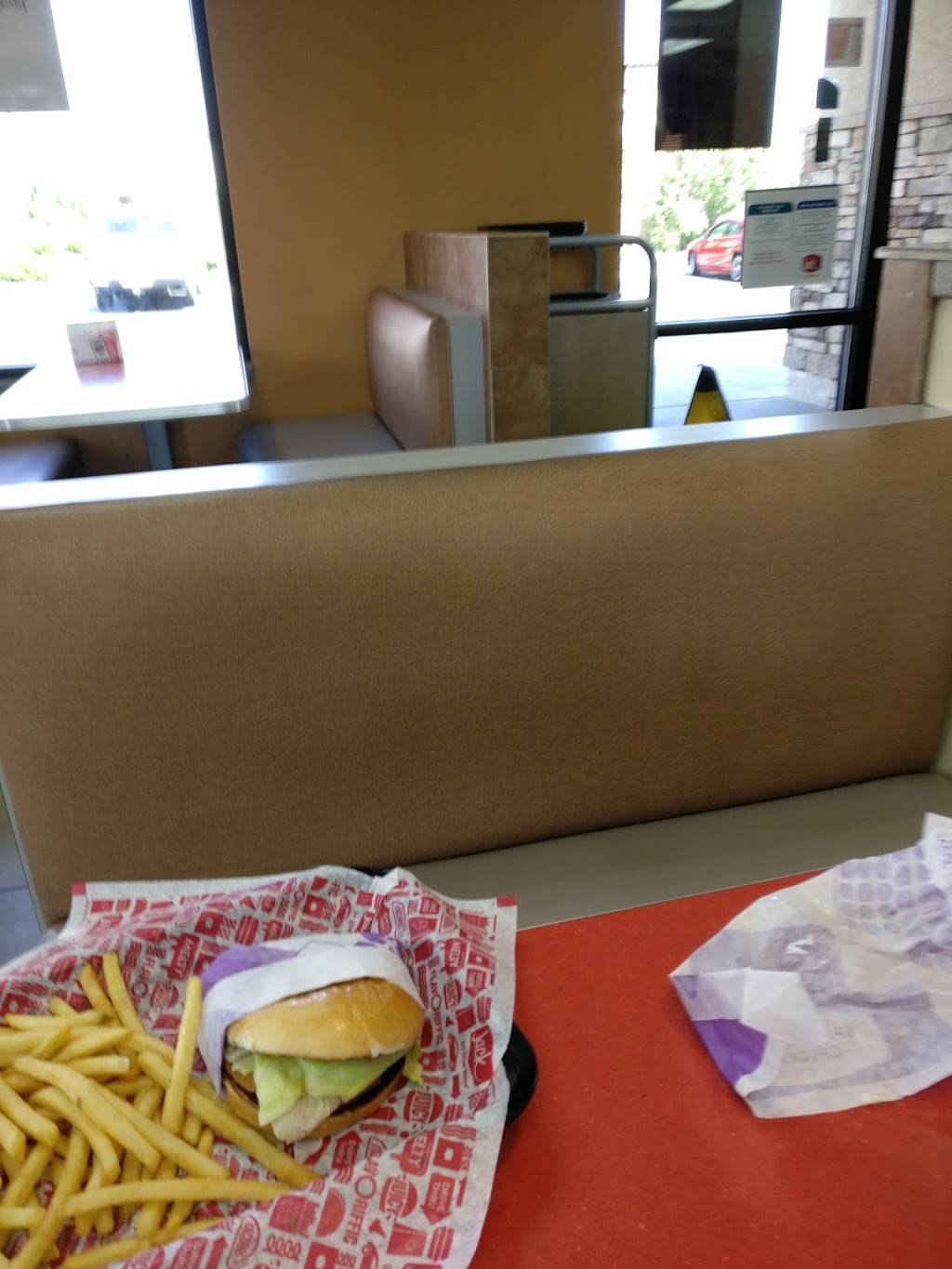 Jack in the Box | restaurant | 122 Los Altos Pkwy, Sparks, NV 89436, USA | 7753602618 OR +1 775-360-2618