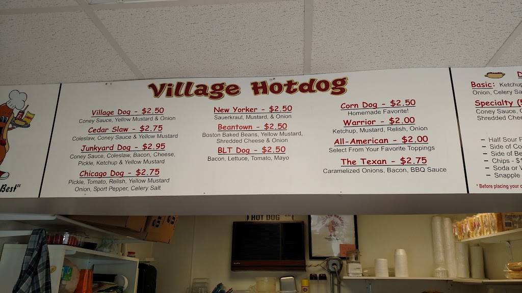 Village Hotdog | restaurant | 376 Main St, Sturbridge, MA 01566, USA | 7742399998 OR +1 774-239-9998