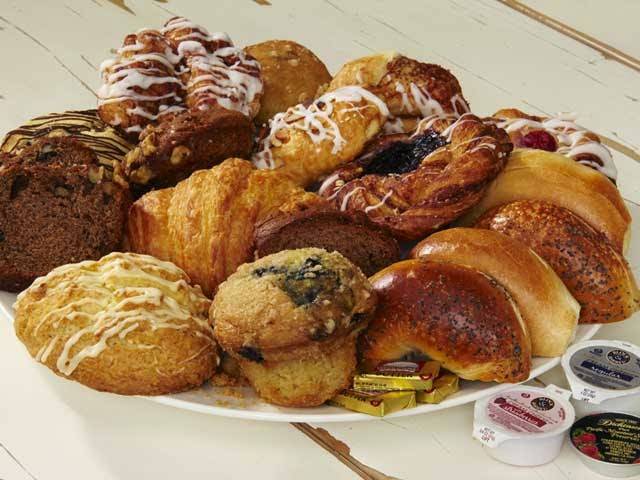 Madison Avenue Cafe and Deli | cafe | 28 N Boulevard of the Presidents, Sarasota, FL 34236, USA | 9413883354 OR +1 941-388-3354