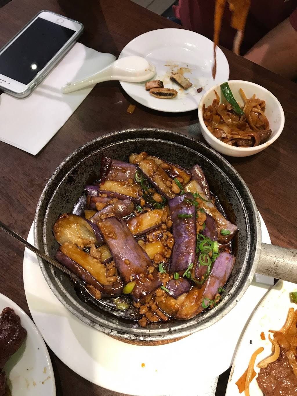 人人菜館 | restaurant | E, 324 Hwy 7 #8, Richmond Hill, ON L4B 1A6, Canada | 9058862313 OR +1 905-886-2313