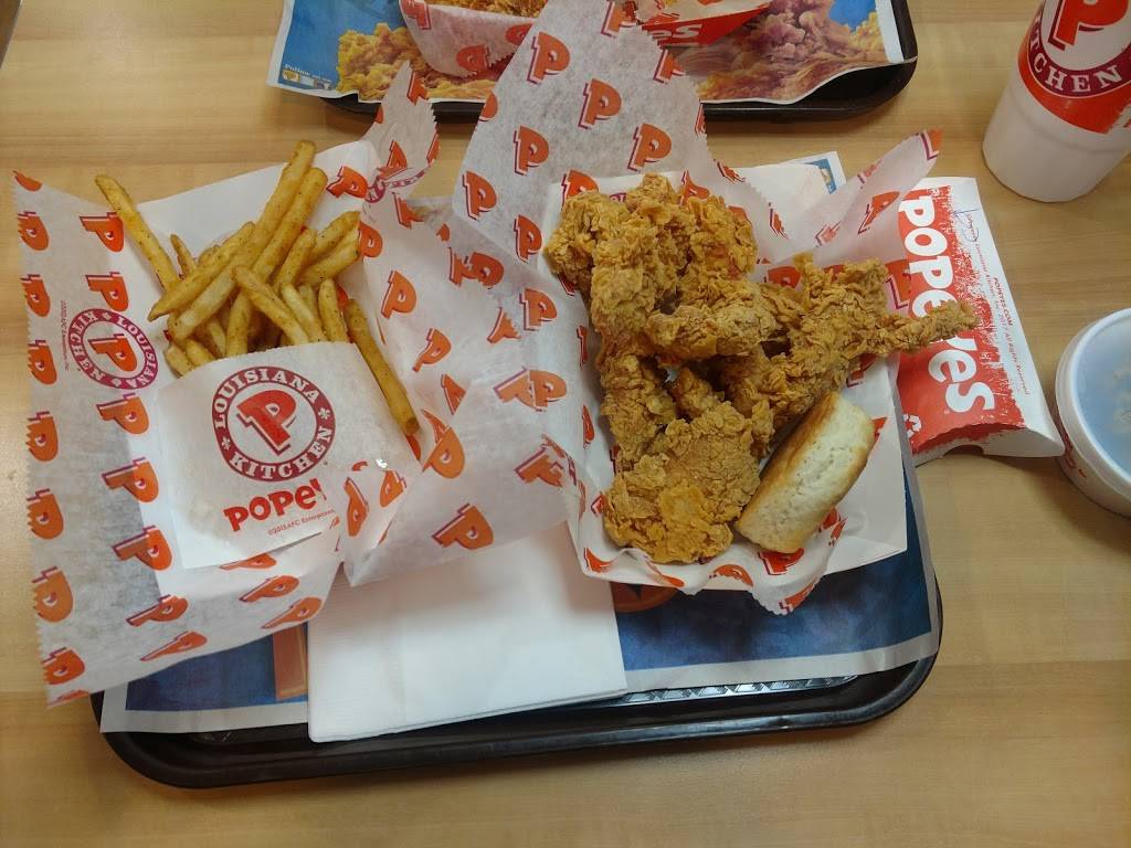 Popeyes Louisiana Kitchen | restaurant | 13860 Smoketown Rd, Woodbridge, VA 22192, USA | 7035805156 OR +1 703-580-5156