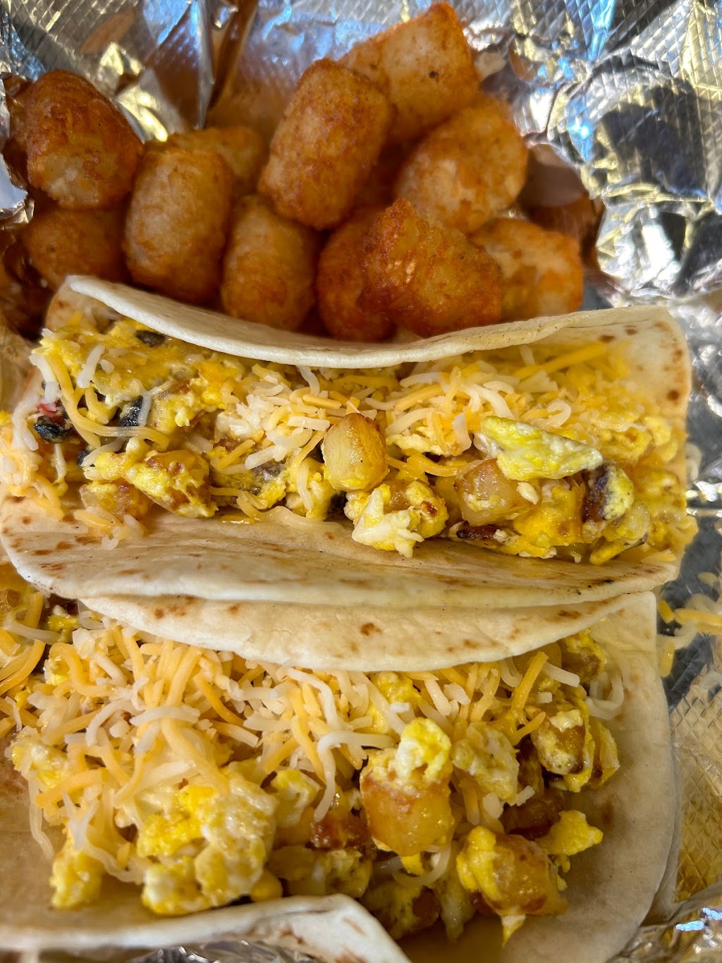 pupuseria la bendicion | restaurant | 1301 S Arkansas Ave, Russellville, AR 72801, USA | 4797474809 OR +1 479-747-4809