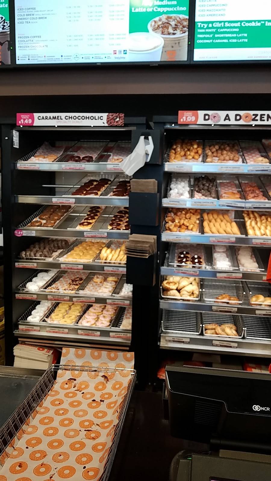 Dunkin | cafe | 9991 Bay Pines Blvd, St. Petersburg, FL 33708, USA | 7273986342 OR +1 727-398-6342