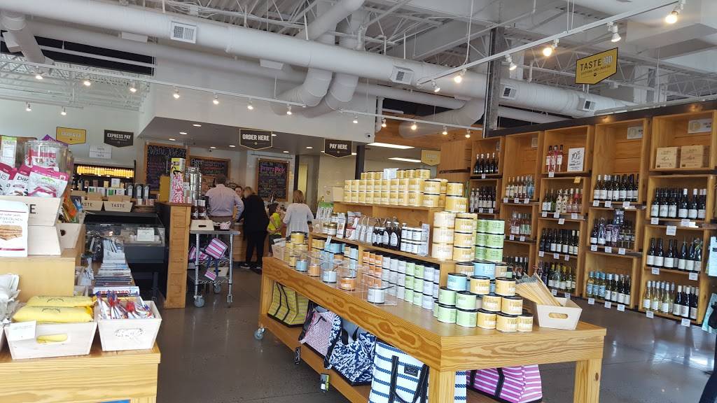 Taste | restaurant | 5911 Harbour View Blvd #100, Suffolk, VA 23435, USA | 7579670895 OR +1 757-967-0895