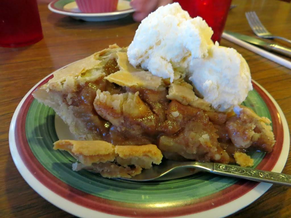 Via Main | restaurant | 132 Main St, Massena, NY 13662, USA | 3157640463 OR +1 315-764-0463