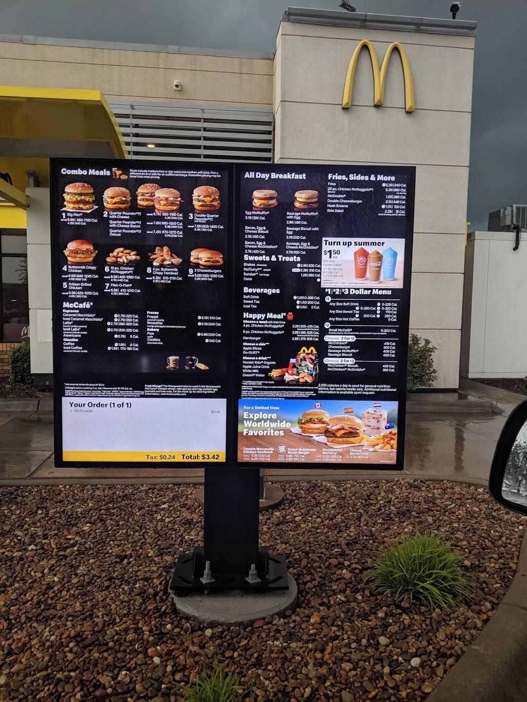McDonalds | cafe | 6350 W Kellogg Dr, Wichita, KS 67209, USA | 3169422791 OR +1 316-942-2791