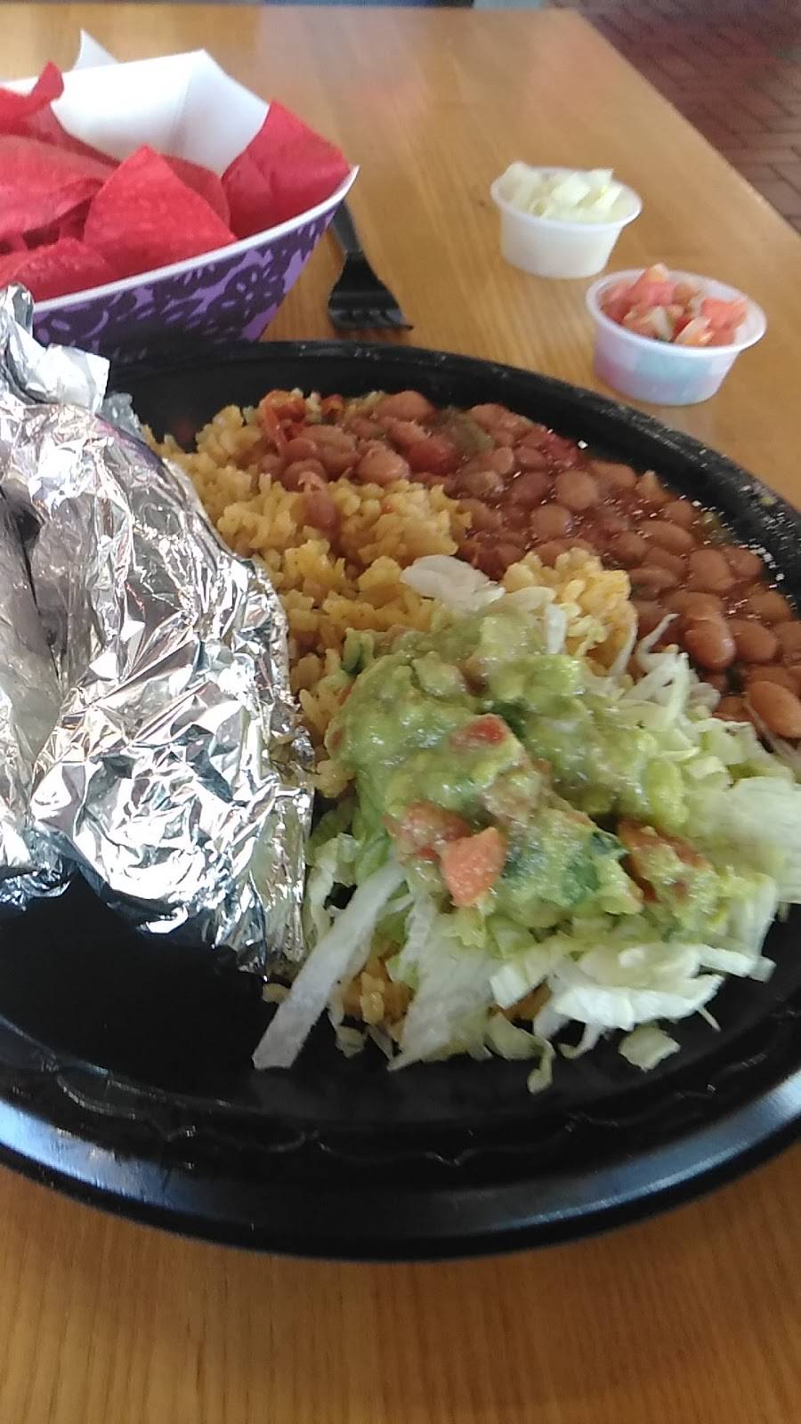 Taco Cabana | restaurant | 8516 Fredericksburg Rd, San Antonio, TX 78229, USA | 2106150902 OR +1 210-615-0902