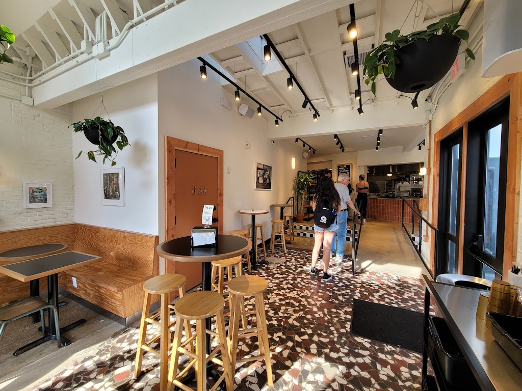 DIG | restaurant | 1301 Wisconsin Ave NW, Washington, DC 20007, USA | 2025673116 OR +1 202-567-3116