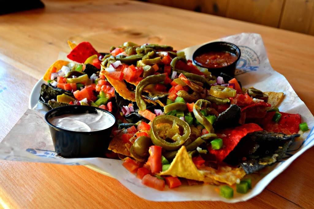 Wild Wing | restaurant | 525 Cityview Blvd, Woodbridge, ON L4H 0Z4, Canada | 9053039454 OR +1 905-303-9454