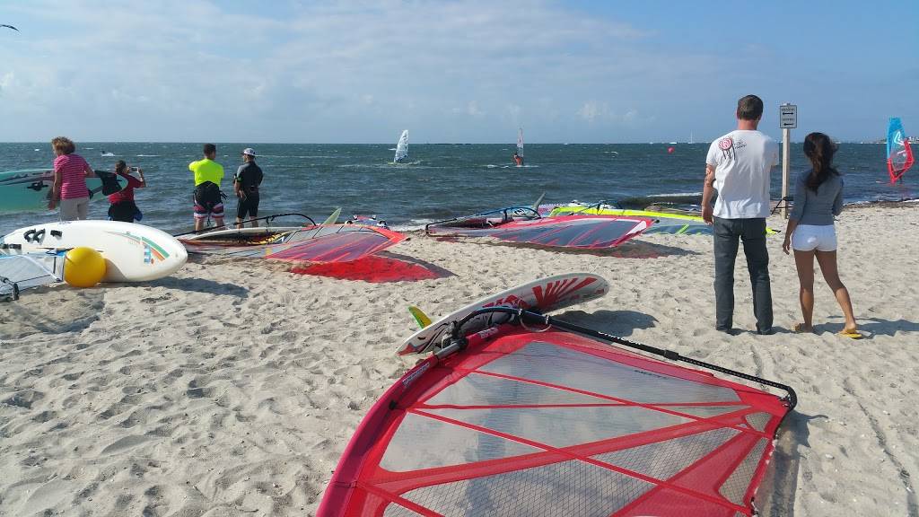 Kalmus Beach Snack Bar | meal takeaway | 670 Ocean St, Hyannis, MA 02601, USA | 5087780777 OR +1 508-778-0777