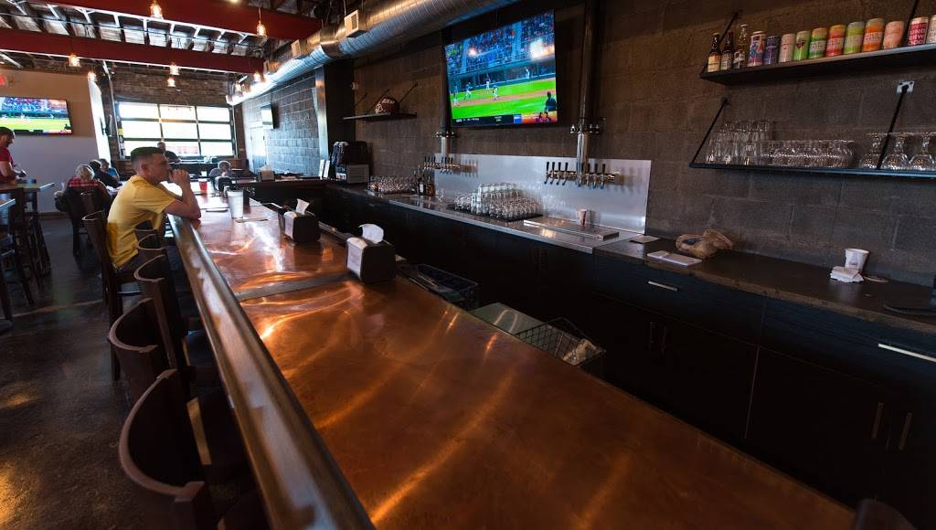 Apollo Pizza | restaurant | 1451 Leestown Rd, Lexington, KY 40511, USA | 8595232992 OR +1 859-523-2992