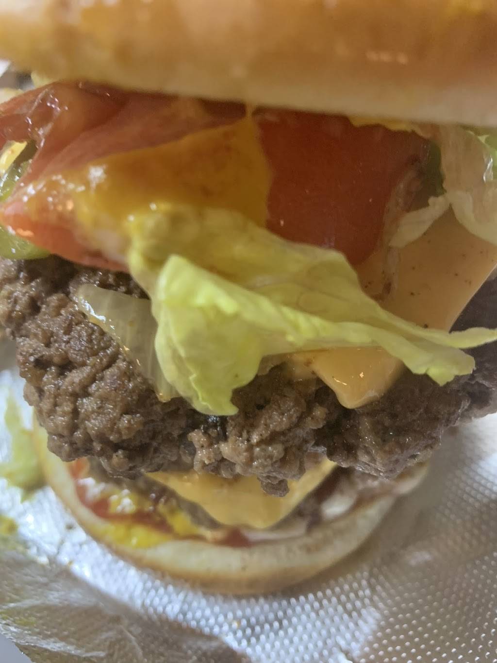 JB Grill | restaurant | 6624 Harvard Ave, Cleveland, OH 44105, USA | 2164413663 OR +1 216-441-3663