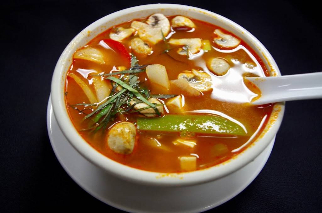 Mizu Sushi&Thai | restaurant | 5979 Pine Ridge Rd, Naples, FL 34119, USA | 2392978888 OR +1 239-297-8888