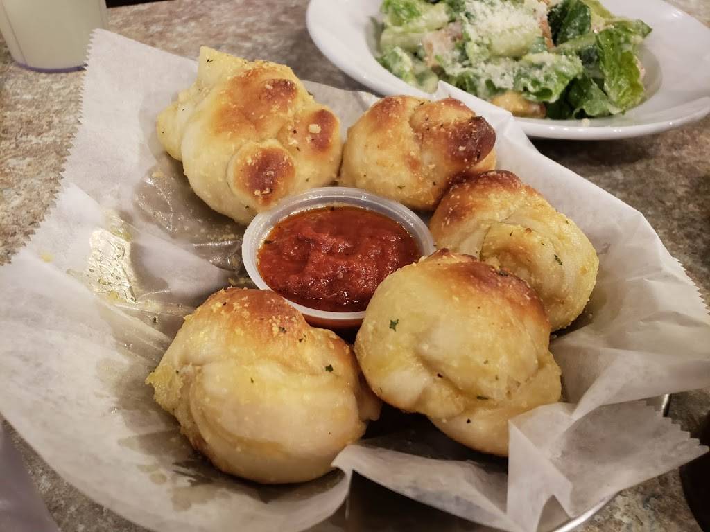 Italian Market & Restaurant | restaurant | 126 Defense Hwy, Annapolis, MD 21401, USA | 4102241330 OR +1 410-224-1330