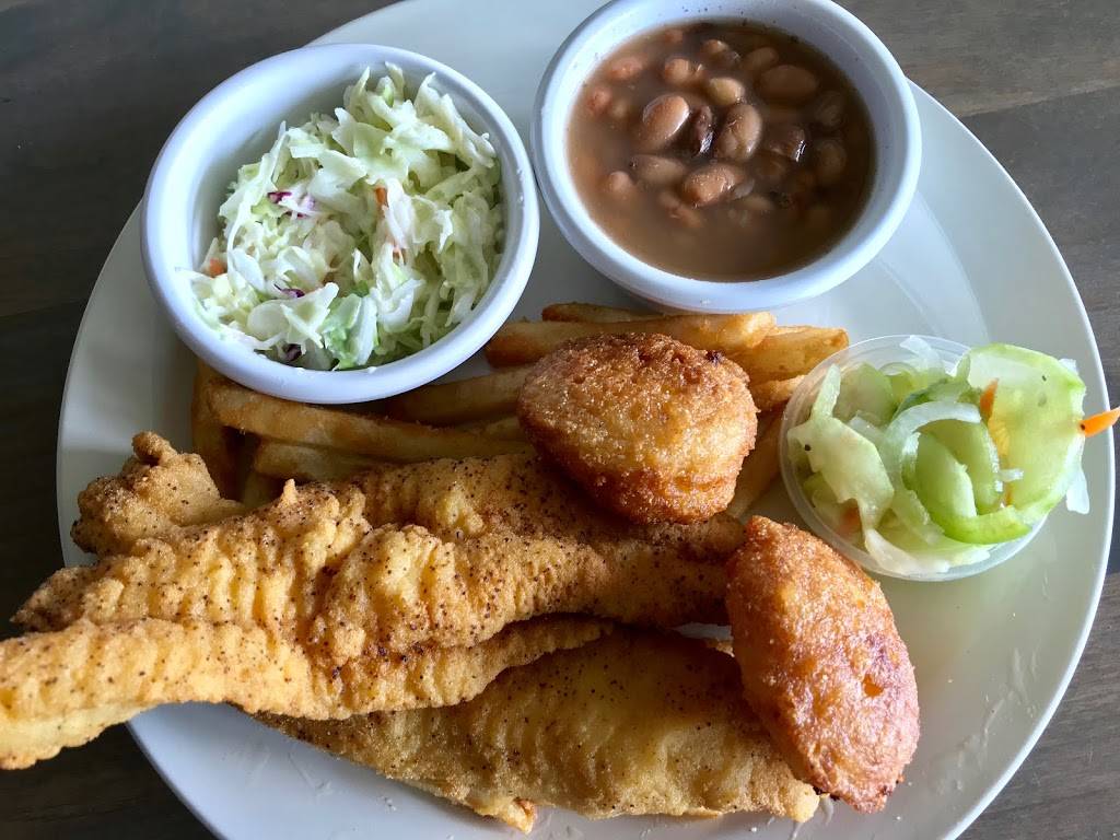 Coyles Family Restaurant | restaurant | 661 E Douglas St, Prairie Grove, AR 72753, USA | 4794006333 OR +1 479-400-6333