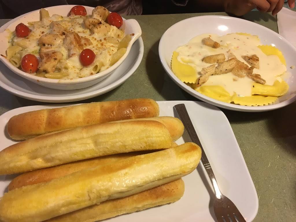 Fazolis | restaurant | 6345 Quivira Rd, Shawnee, KS 66216, USA | 9139625814 OR +1 913-962-5814